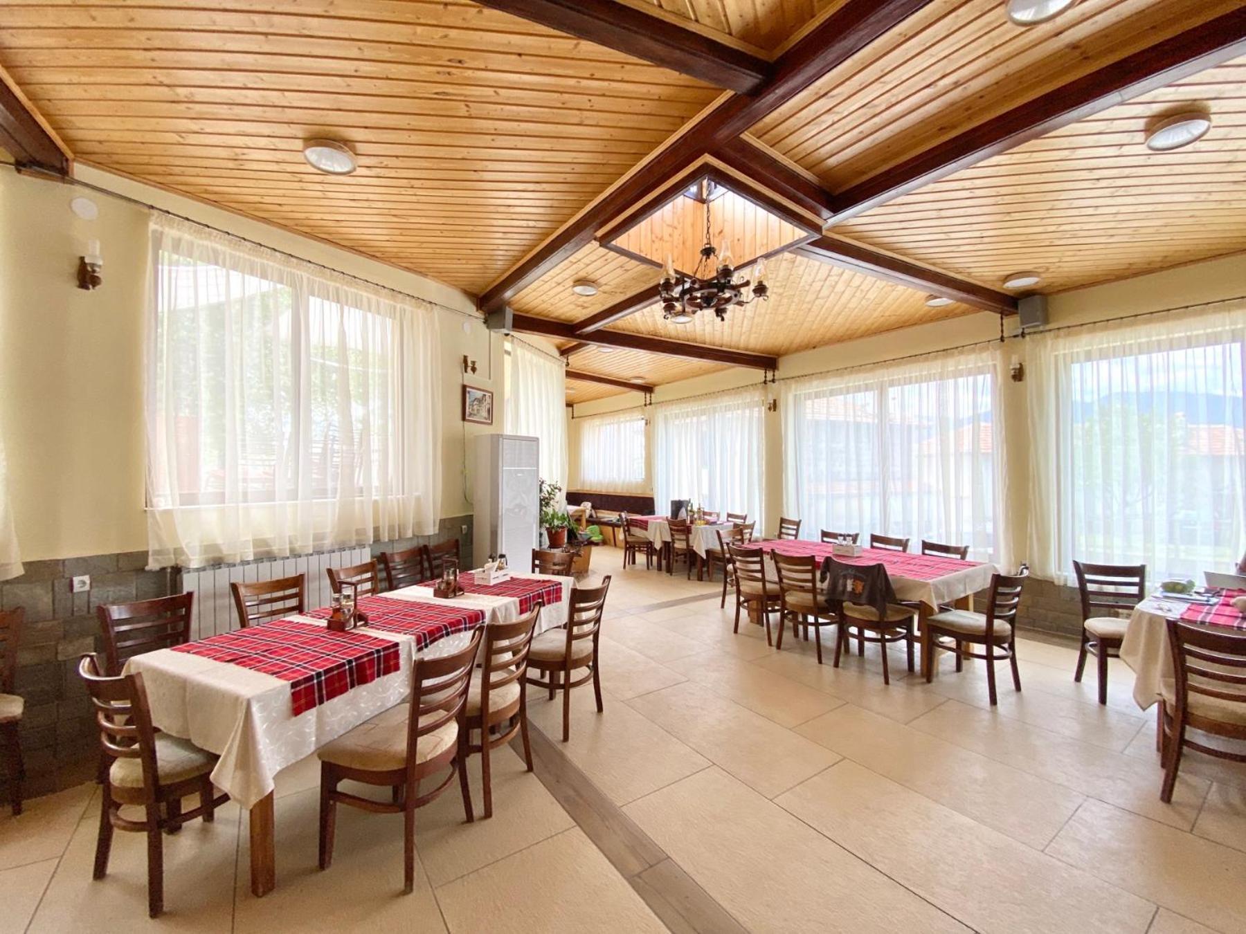 Boryka Family Hotel Asikoria ภายนอก รูปภาพ